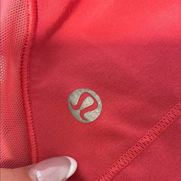 lululemon athletica Coral Athletic Shorts - Picture 2 of 3